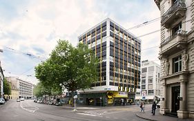 Nest Temporary AG - Studio Apartments at Steinentorstrasse 8